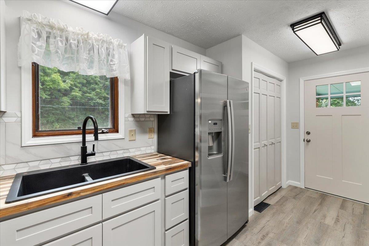 1769 Julia Simpkins Road Allisonia VA 24347