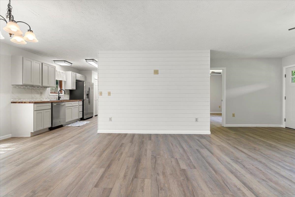 1769 Julia Simpkins Road Allisonia VA 24347