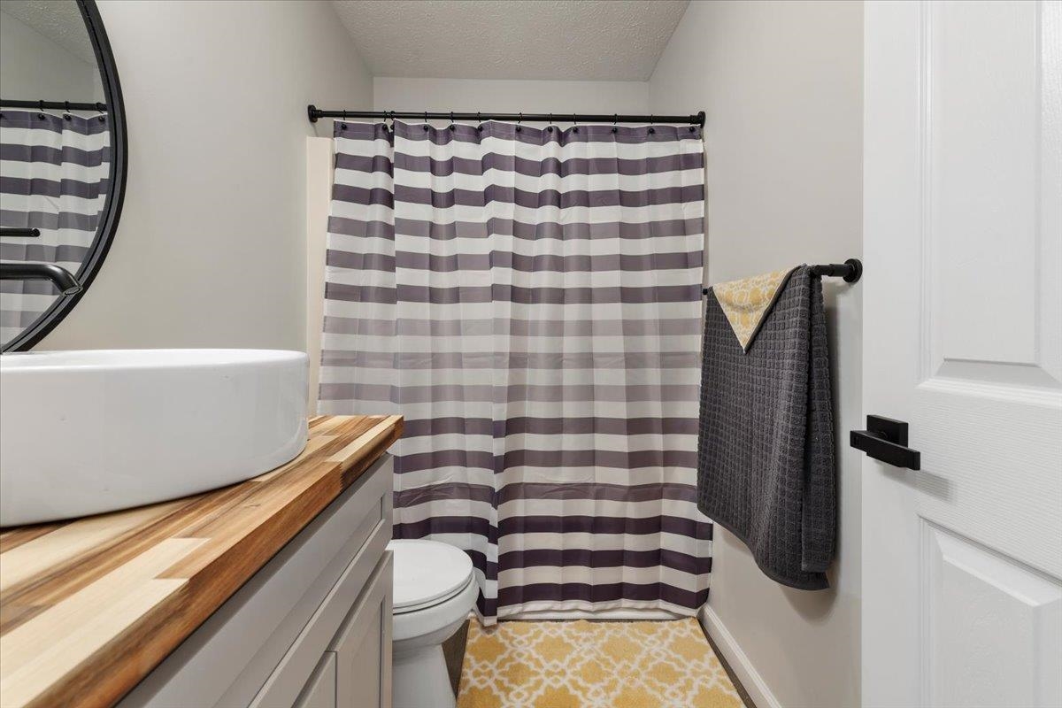 1769 Julia Simpkins Road Allisonia VA 24347
