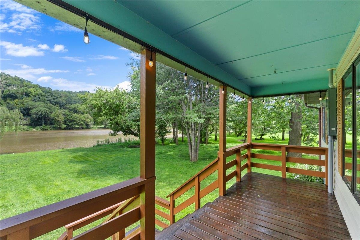 1769 Julia Simpkins Road Allisonia VA 24347