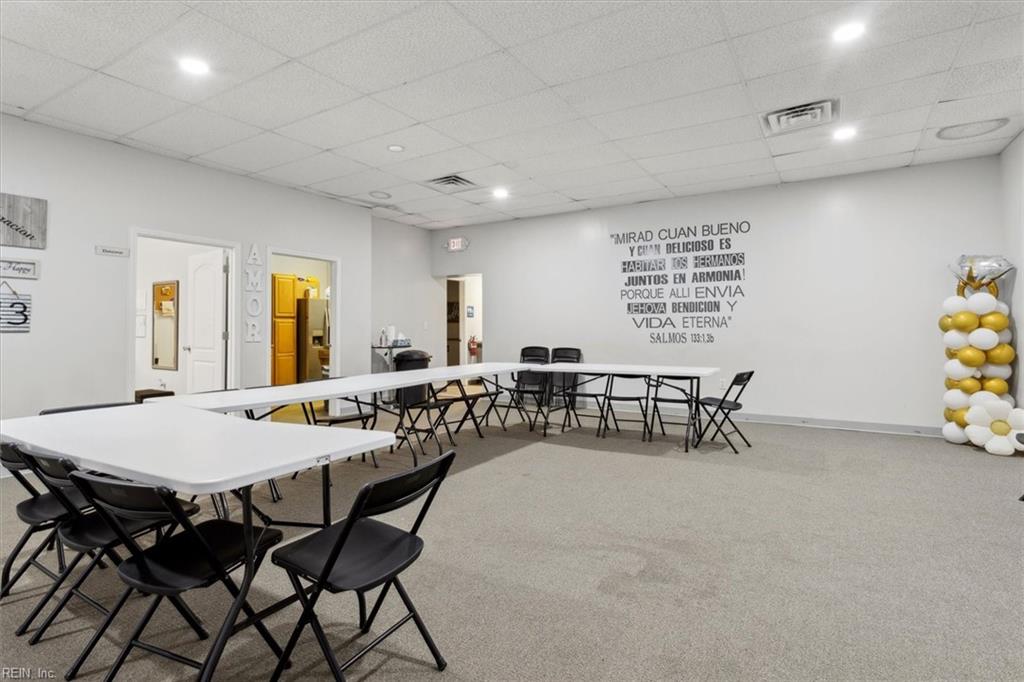 14859 Warwick Boulevard Newport News VA 23608