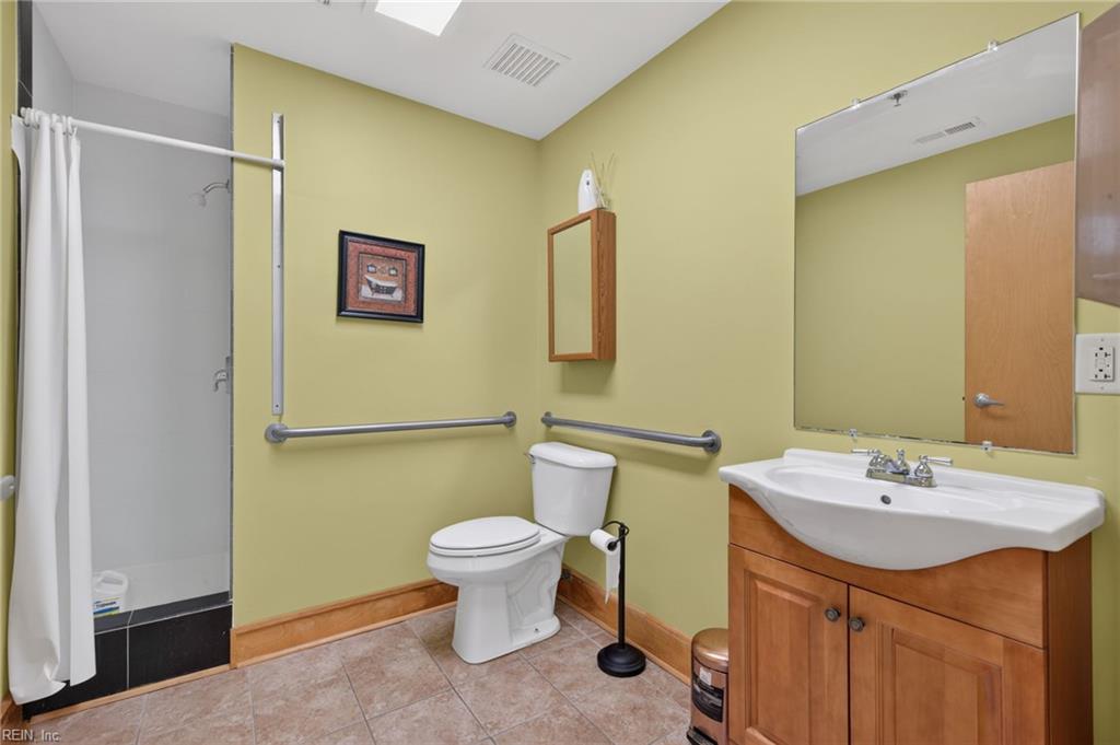 1075 Loftis Boulevard Newport News VA 23606
