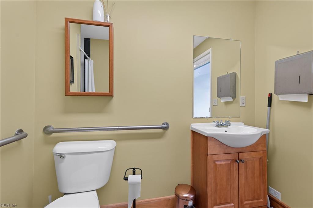 1075 Loftis Boulevard Newport News VA 23606