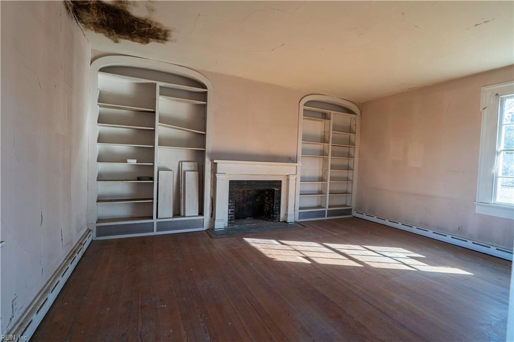 7260 Main Street Gloucester VA 23061