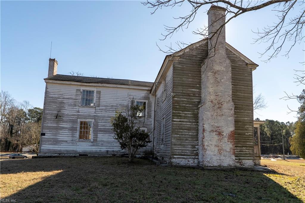 7260 Main Street Gloucester VA 23061