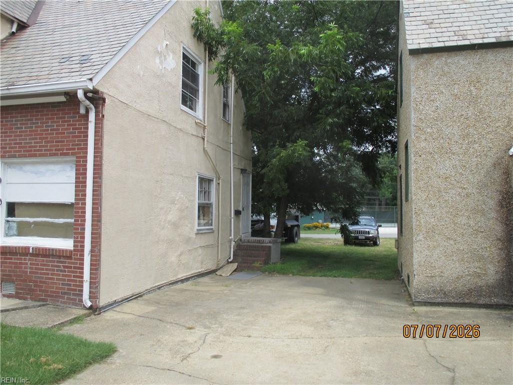10202 Warwick Boulevard Newport News VA 23601