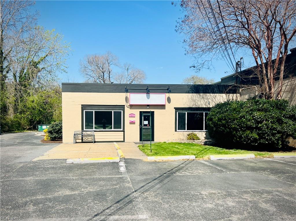 133 Harpersville Road Newport News VA 23601
