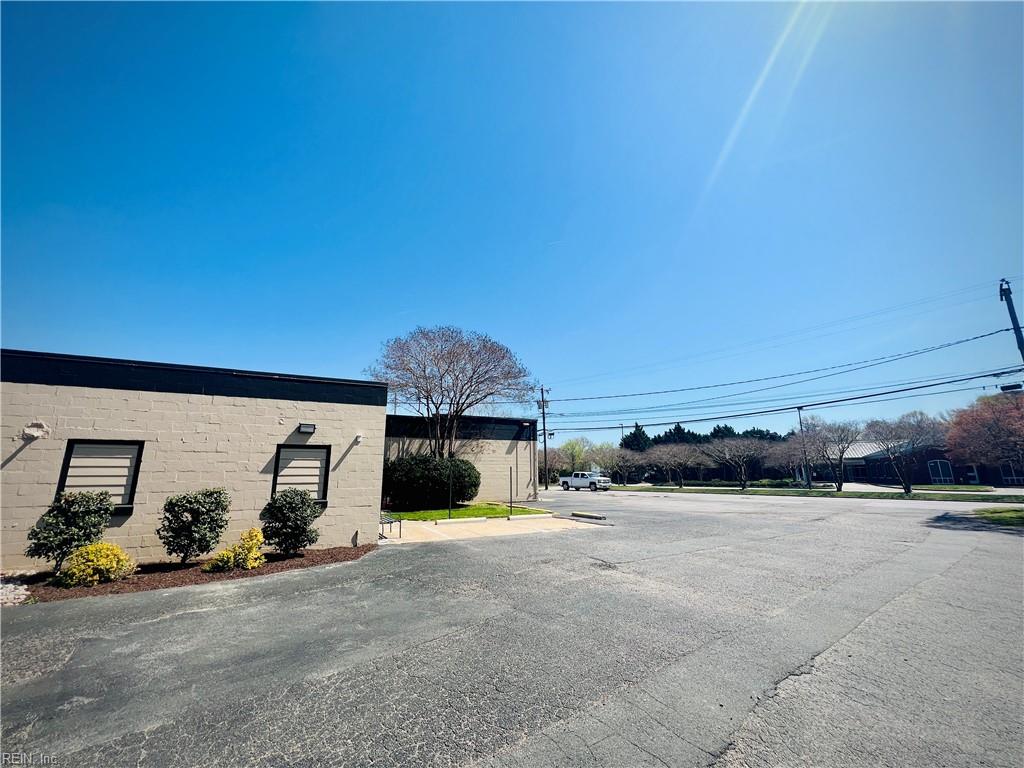 133 Harpersville Road Newport News VA 23601