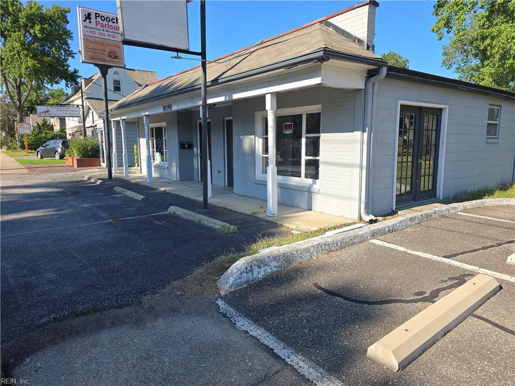 10190 Warwick Boulevard Newport News VA 23601
