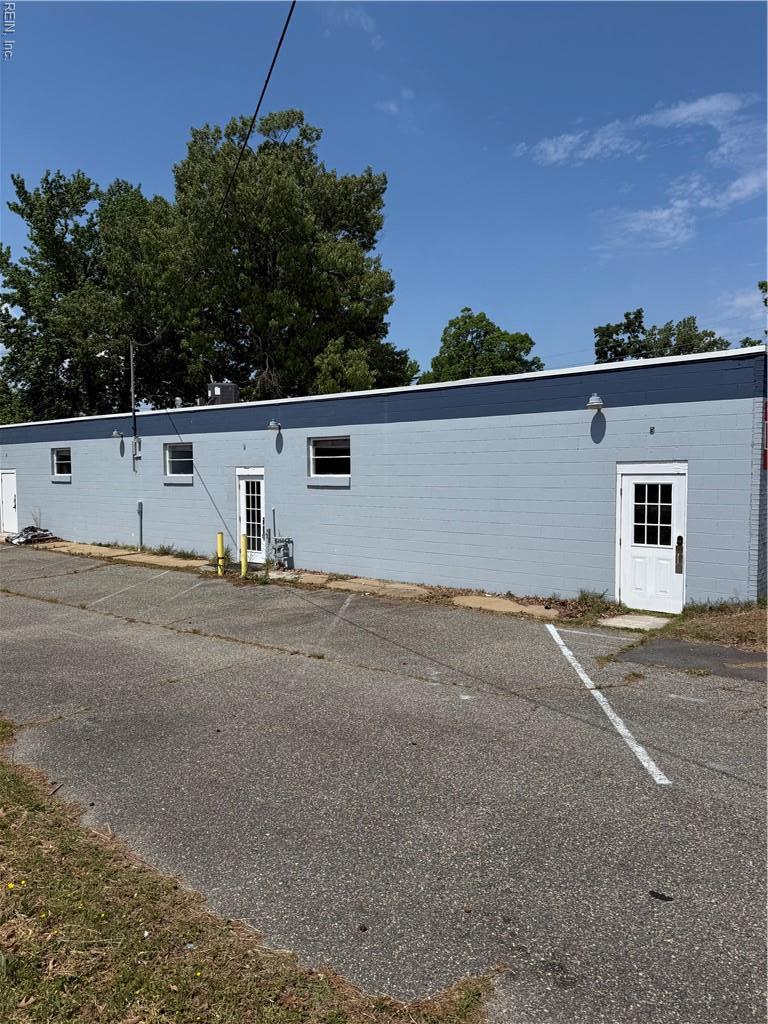 5947 Jefferson Avenue Newport News VA 23605