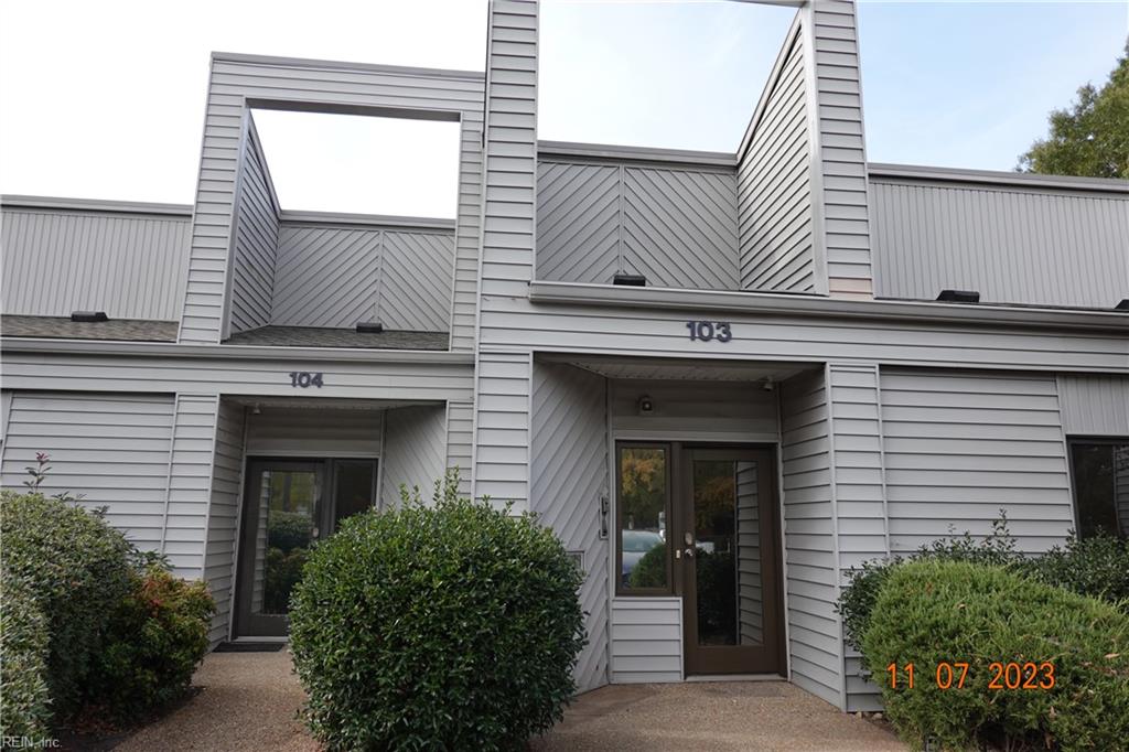 732 Thimble Shoals Boulevard Newport News VA 23606