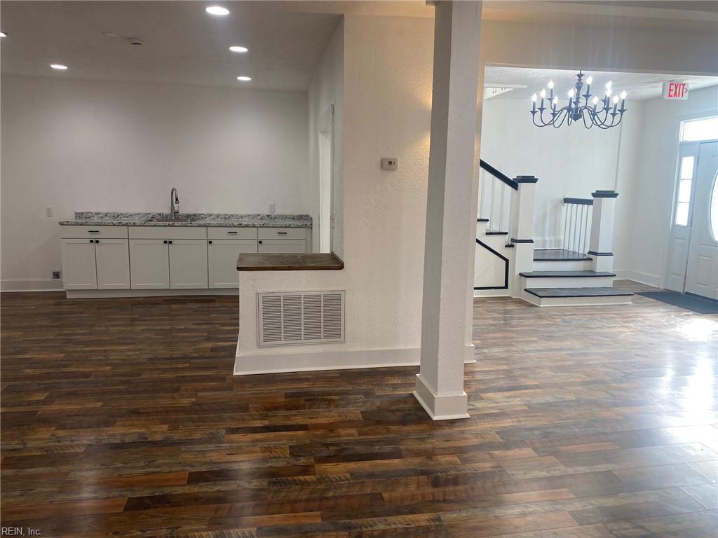 3310 Roanoke (3314) Avenue Newport News VA 23607