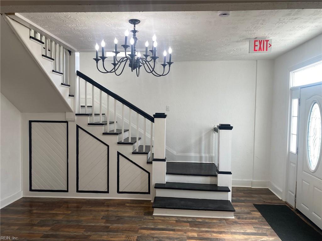 3310 Roanoke (3314) Avenue Newport News VA 23607