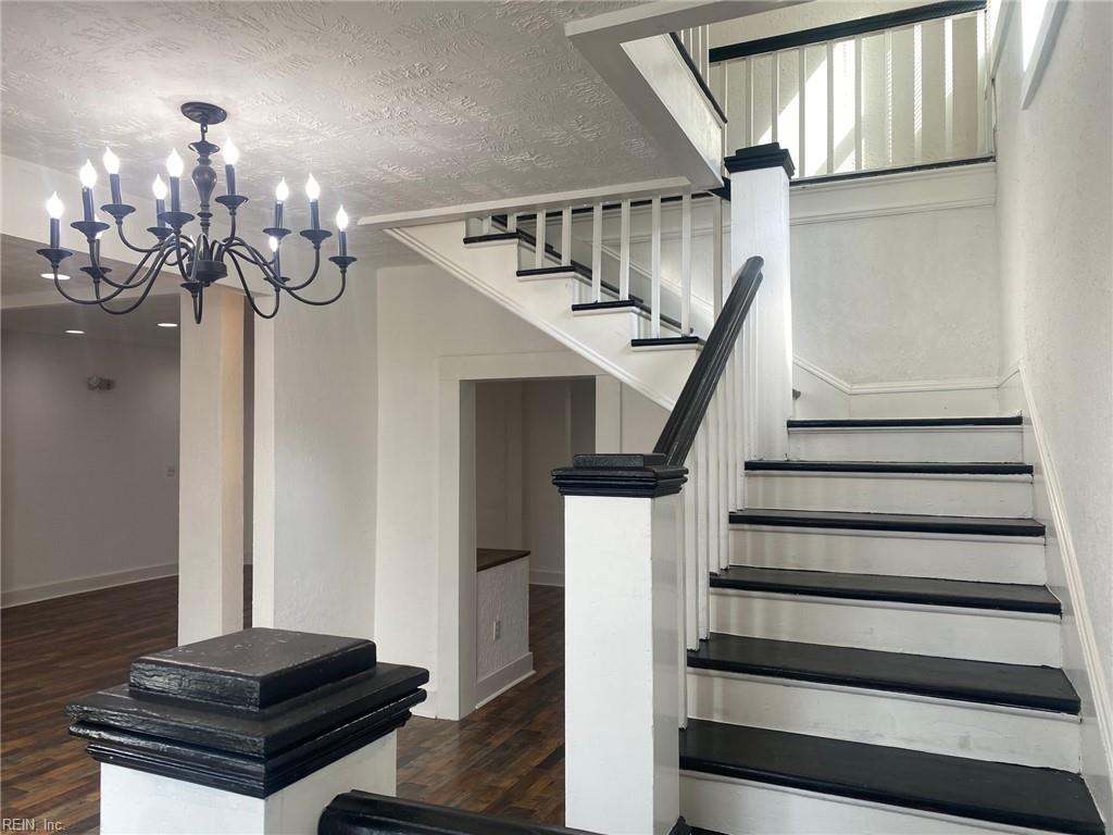 3310 Roanoke (3314) Avenue Newport News VA 23607