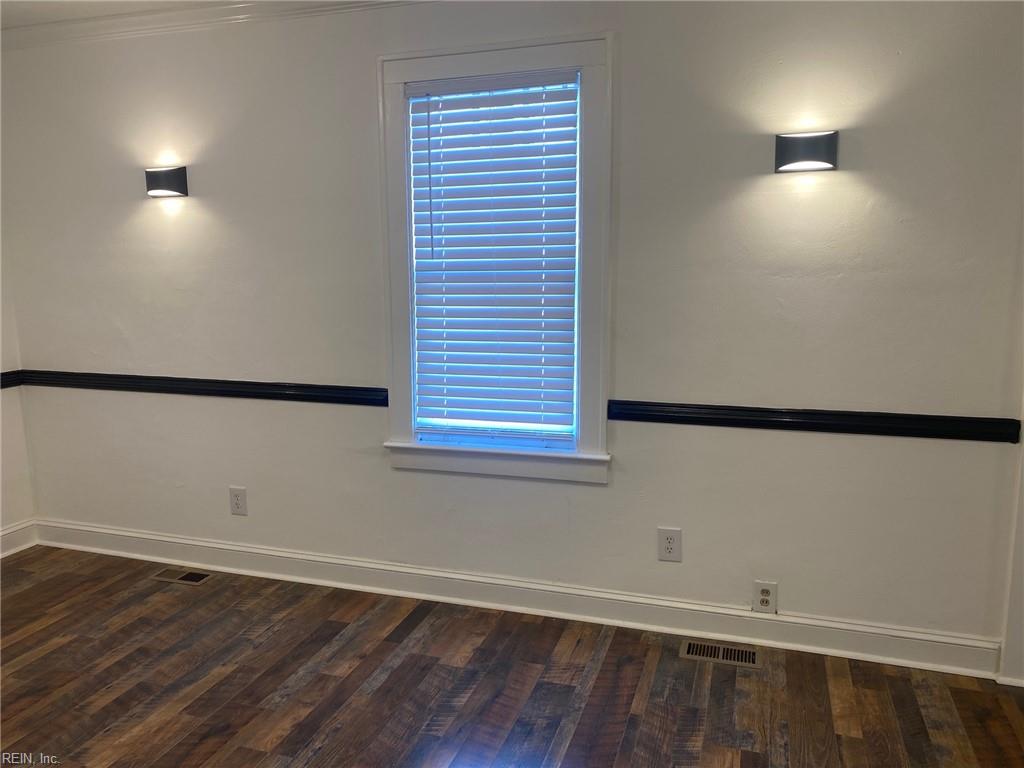 3310 Roanoke (3314) Avenue Newport News VA 23607