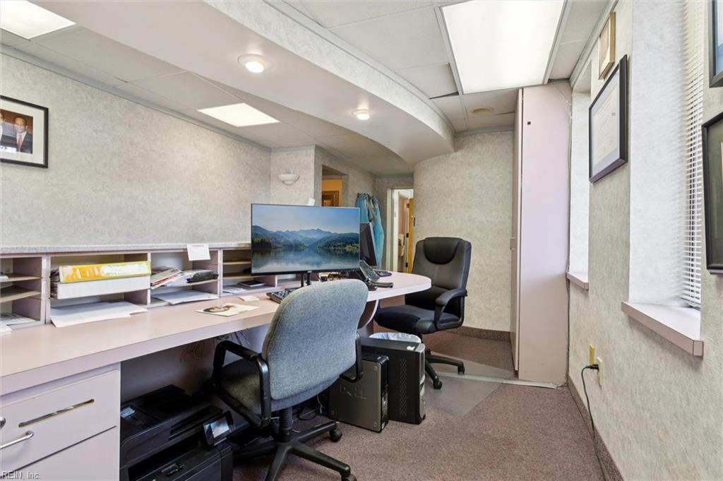 9916 Warwick Boulevard Newport News VA 23601