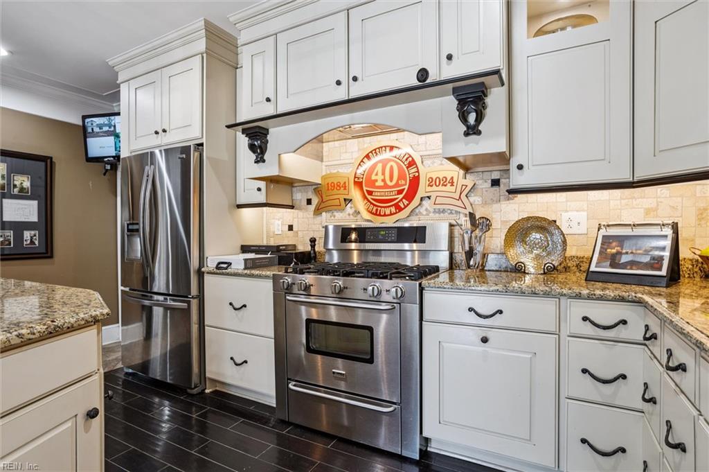 1101 Coventry Boulevard Yorktown VA 23693