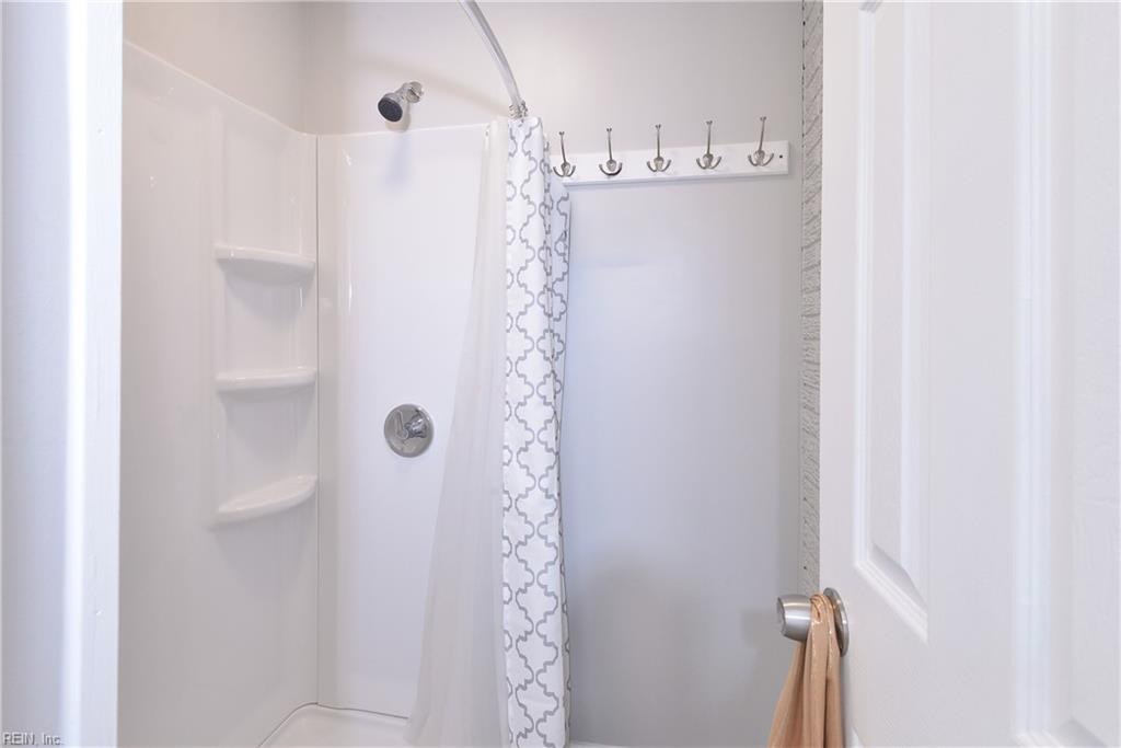 13749 Warwick Boulevard Newport News VA 23602