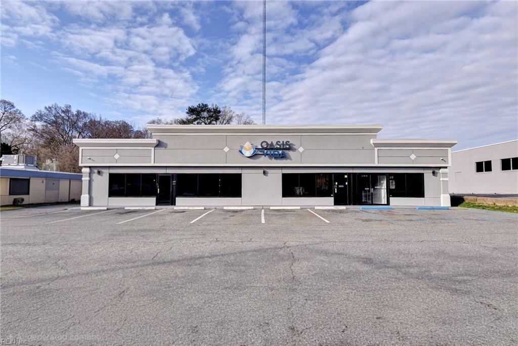 13749 Warwick Boulevard Newport News VA 23602