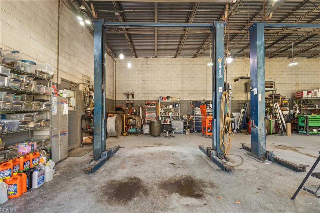 6219 George Washington Memorial Highway Yorktown VA 23692