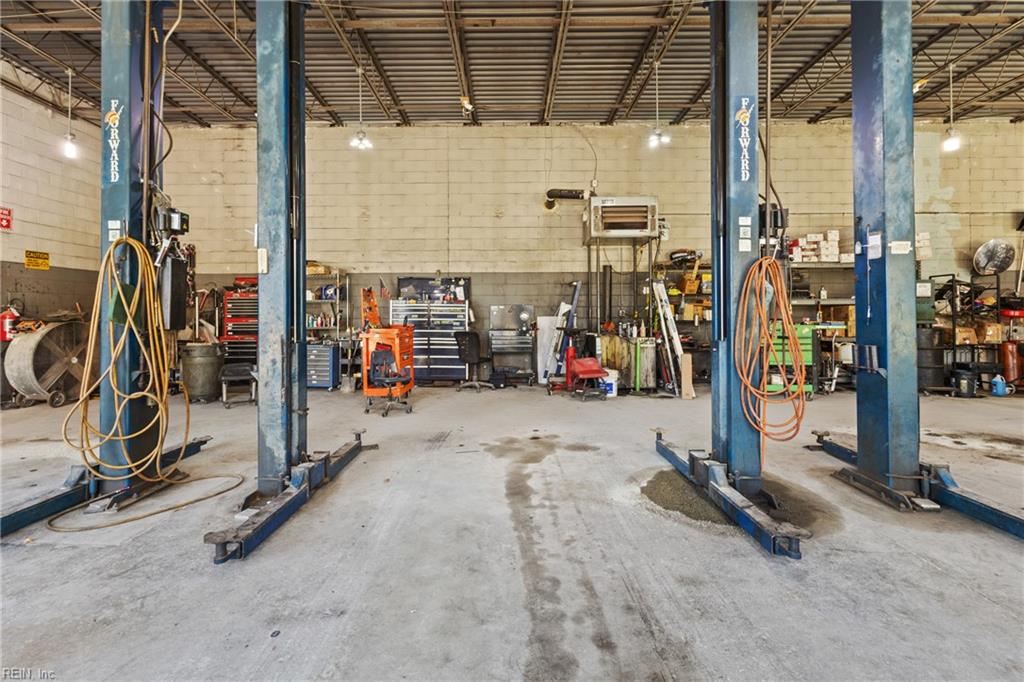 6219 George Washington Memorial Highway Yorktown VA 23692