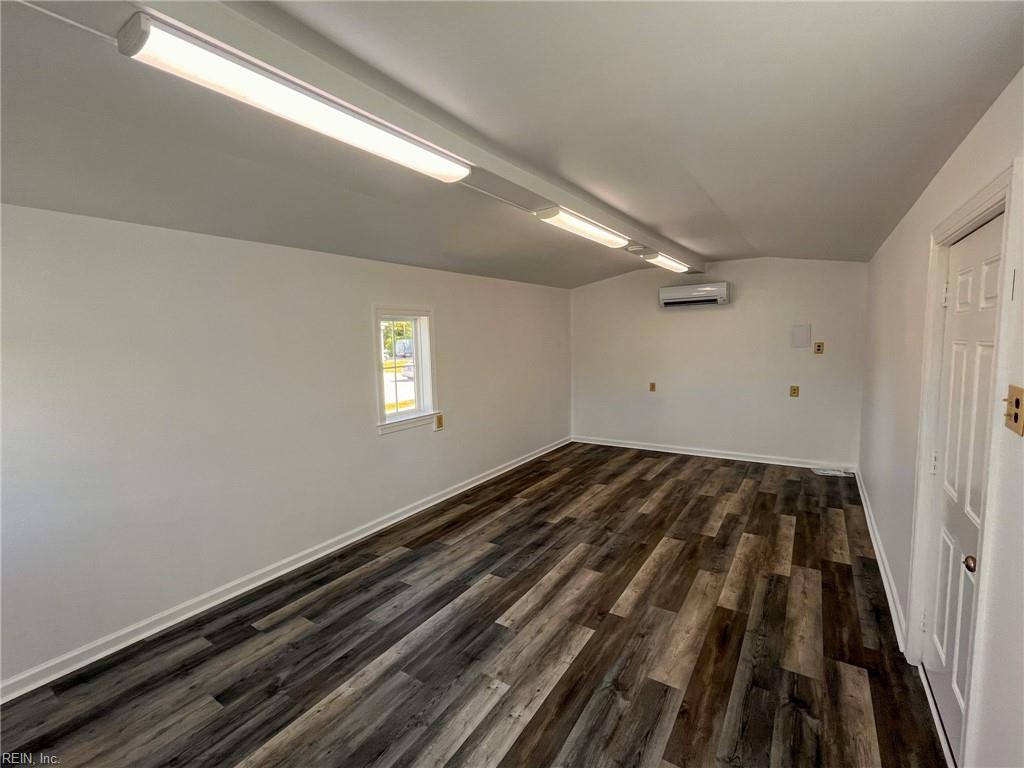 12468 Warwick Boulevard Newport News VA 23606