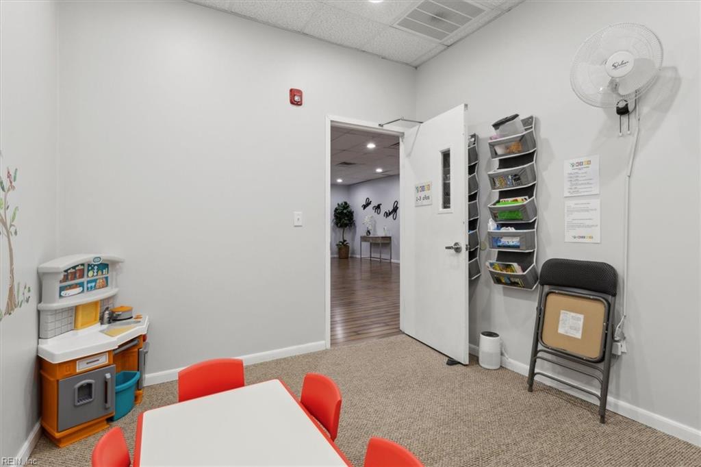 14859 Warwick Boulevard Newport News VA 23608