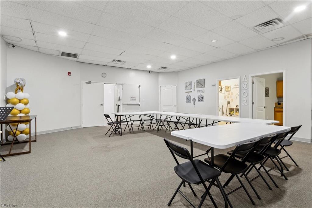 14859 Warwick Boulevard Newport News VA 23608