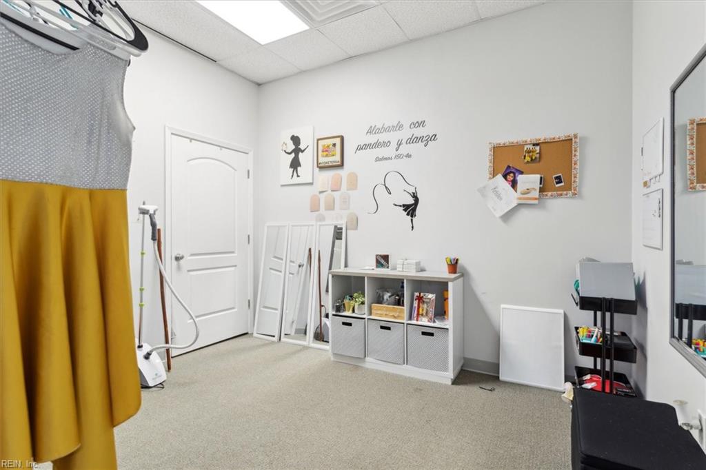 14859 Warwick Boulevard Newport News VA 23608