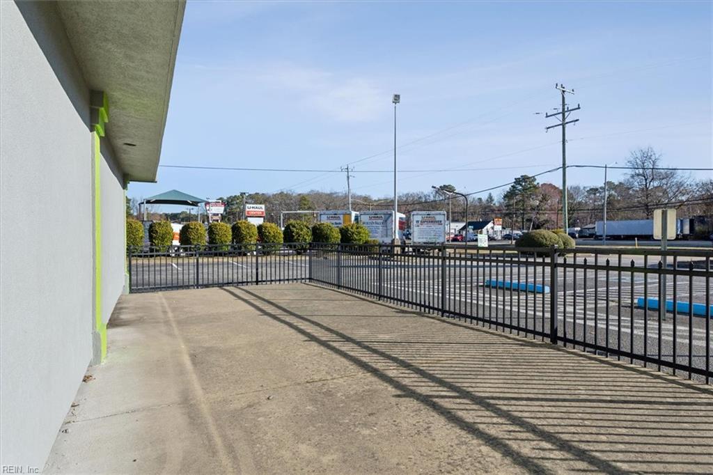 14859 Warwick Boulevard Newport News VA 23608