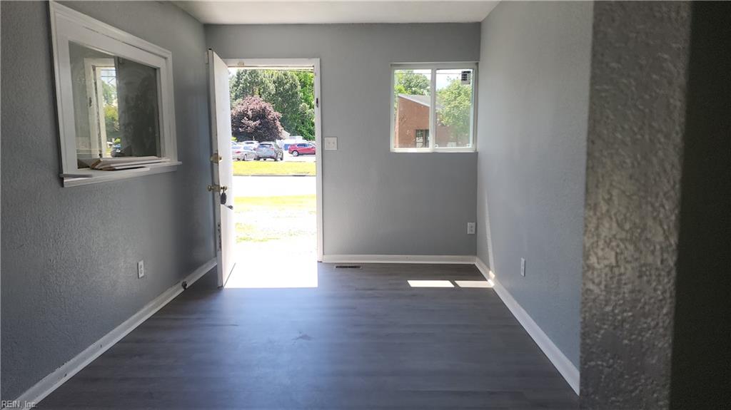 8104 Roanoke Street Newport News VA 23605