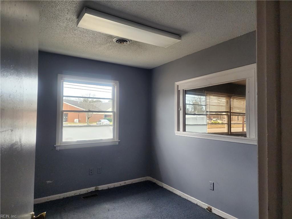 8104 Roanoke Street Newport News VA 23605