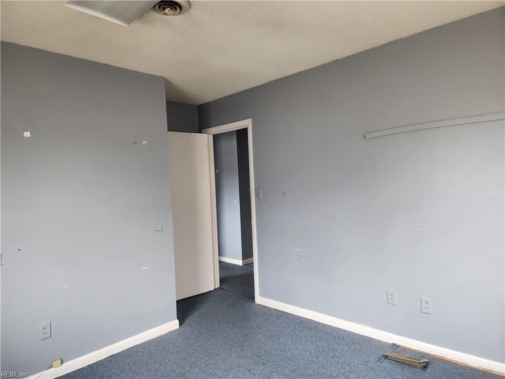 8104 Roanoke Street Newport News VA 23605
