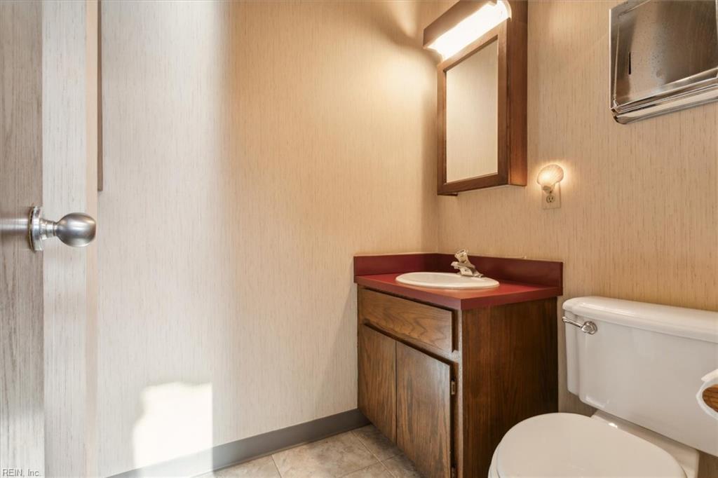 732 Thimble Shoals Boulevard Newport News VA 23606