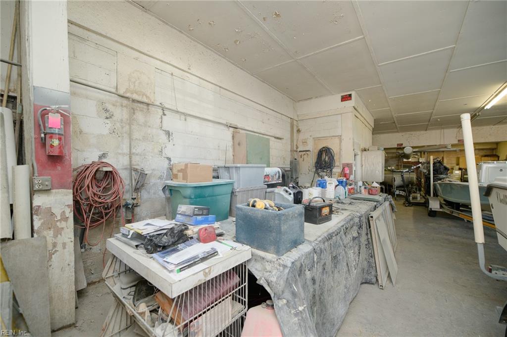 7826 Warwick Boulevard Newport News VA 23607