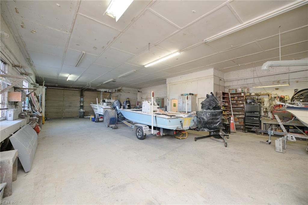 7826 Warwick Boulevard Newport News VA 23607