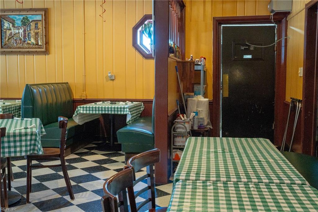 6870 Main Street Gloucester VA 23061