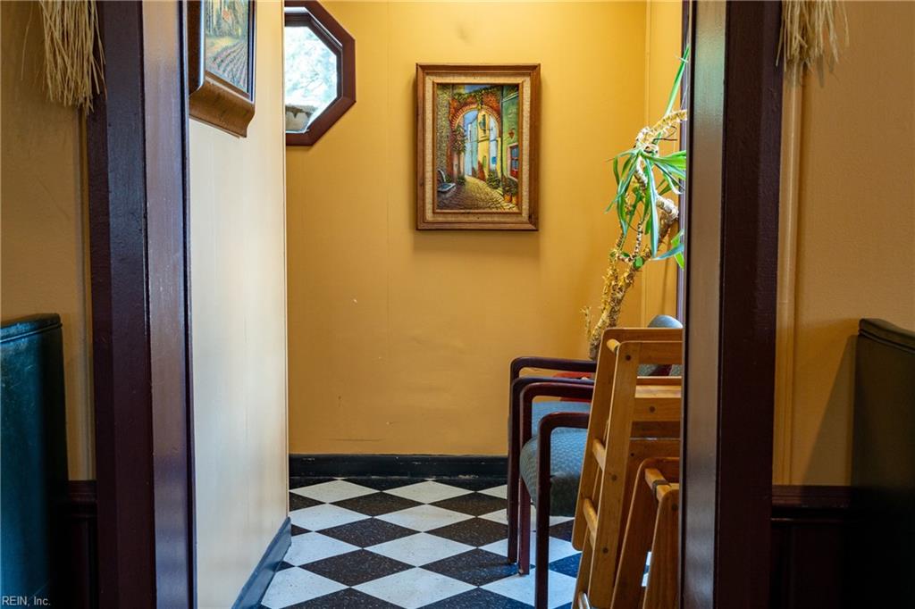 6870 Main Street Gloucester VA 23061