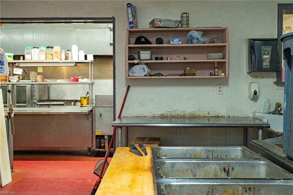 6870 Main Street Gloucester VA 23061