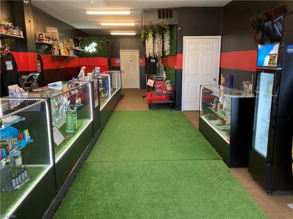 10105 Jefferson Avenue Newport News VA 23605