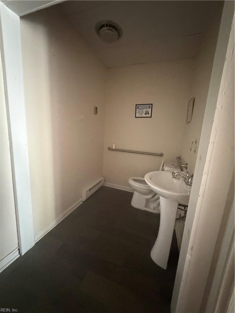 1126 George Washington Memorial Highway Yorktown VA 23693