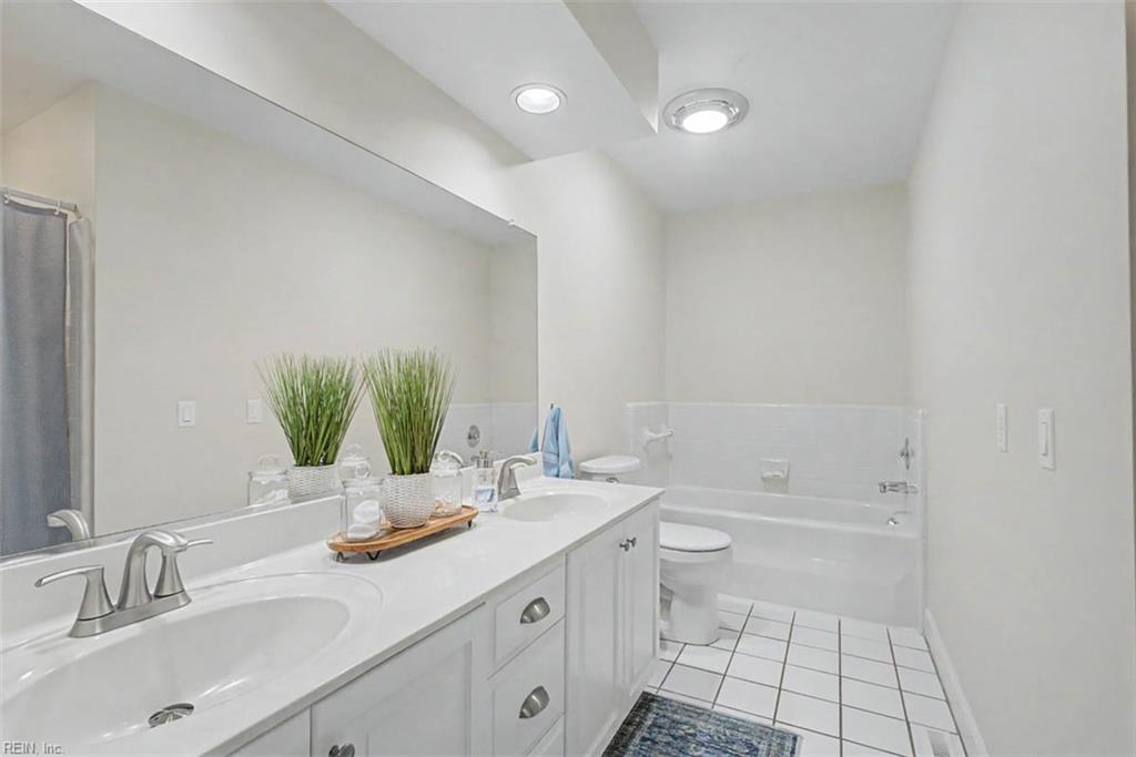 119 Harrops Glen Williamsburg VA 23185