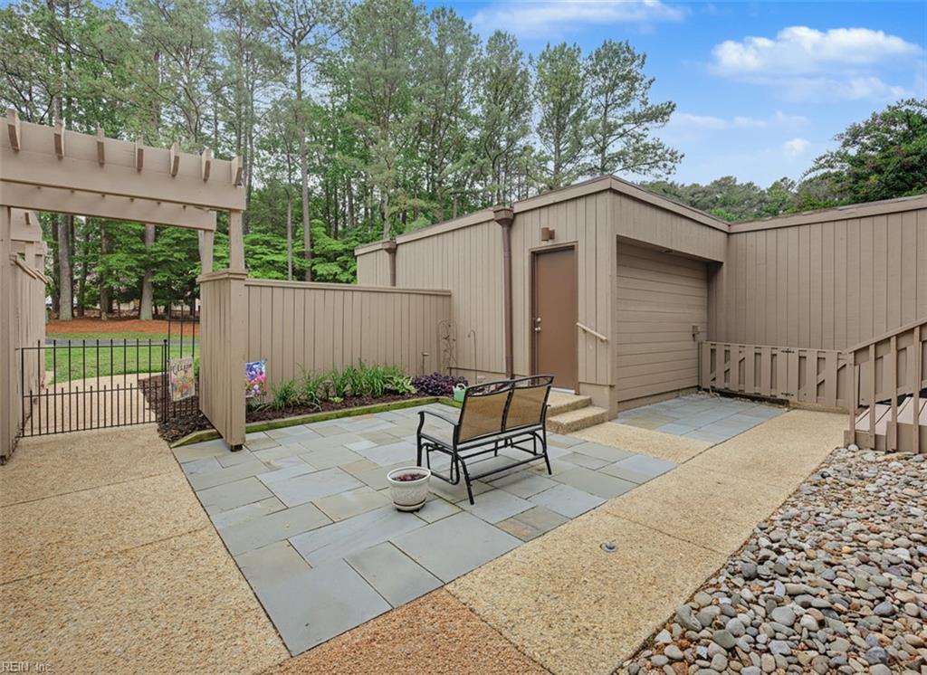 119 Harrops Glen Williamsburg VA 23185
