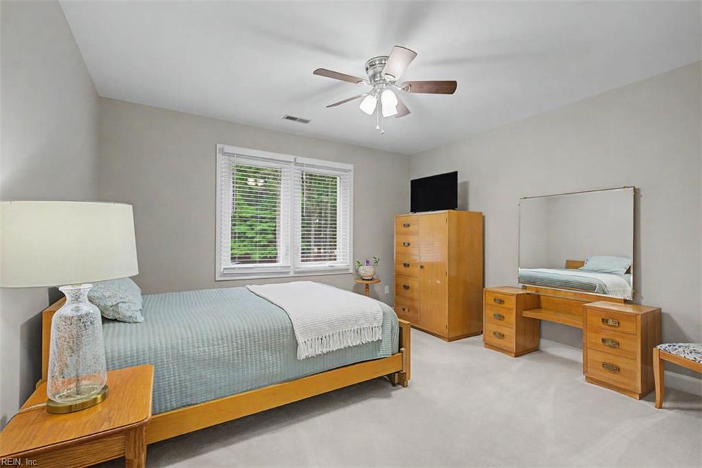119 Harrops Glen Williamsburg VA 23185