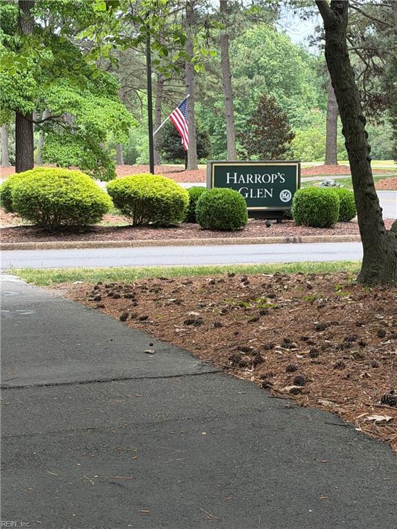 119 Harrops Glen Williamsburg VA 23185