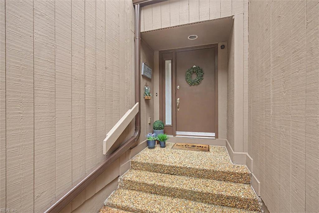 119 Harrops Glen Williamsburg VA 23185