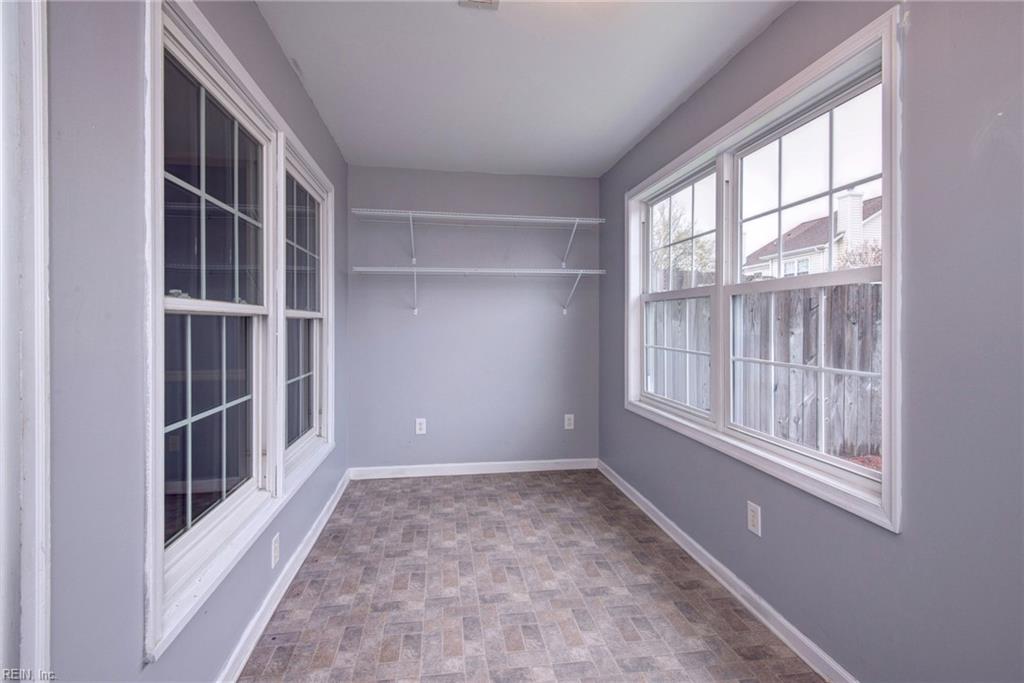 102 Penny Lane Yorktown VA 23692