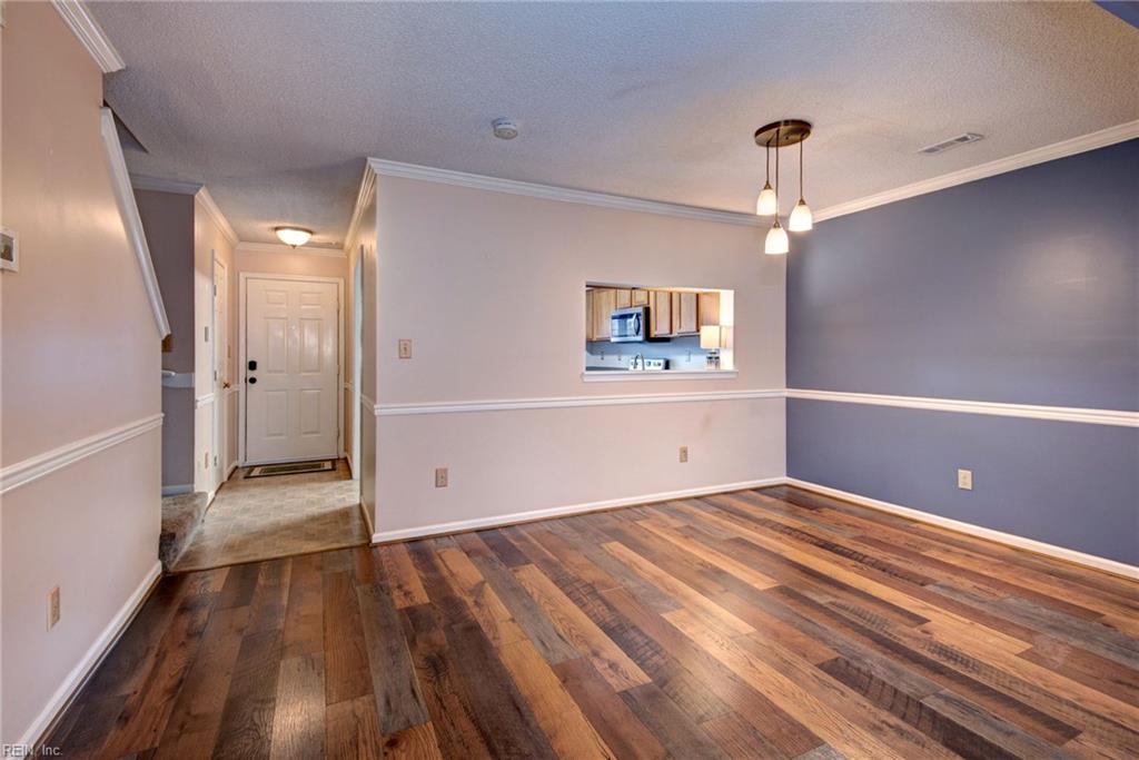 102 Penny Lane Yorktown VA 23692