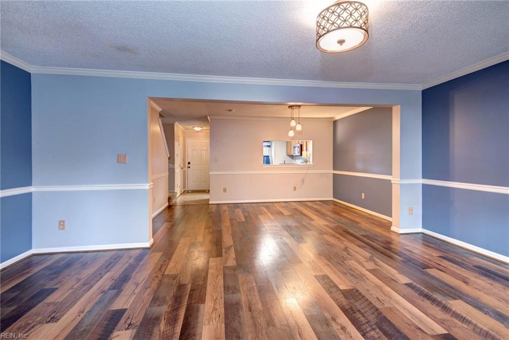 102 Penny Lane Yorktown VA 23692