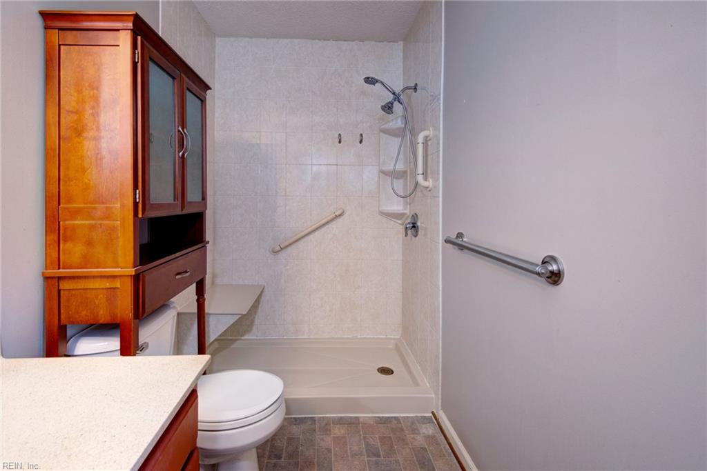 102 Penny Lane Yorktown VA 23692